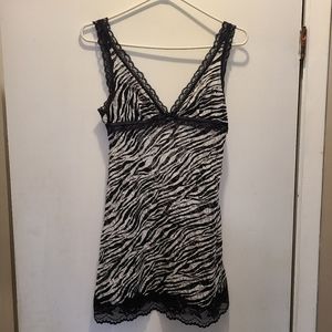 Victoria's Secret Black/White Stretchy Zebra Baby Doll Nighty. Size Medium